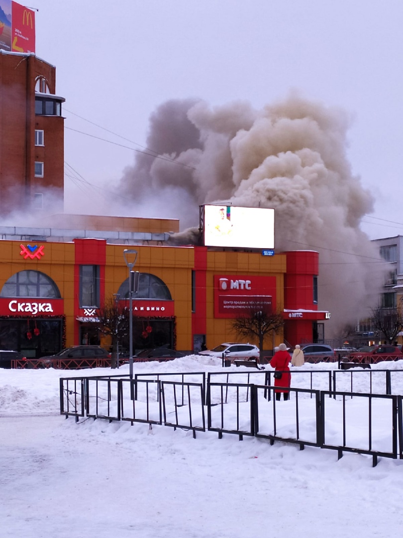 В центре Ярославля произошел пожар в ресторане «Сказка»