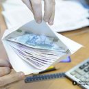 В Рыбинске мужчина притворился сантехником и украл деньги у пенсионерки