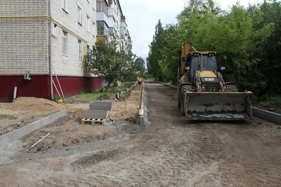 В Рыбинске назвали список дворов, которые отремонтируют по губернаторской программе в этом году