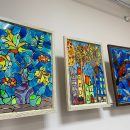 Юбилейная творческая выставка открылась в областной детской больнице