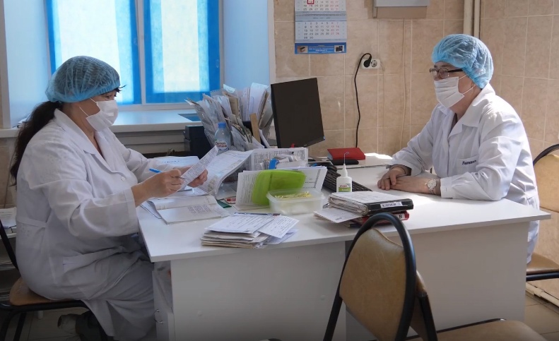 Болеет около 2 тысяч человек: главврач Переславской ЦРБ рассказал о ситуации с коронавирусом